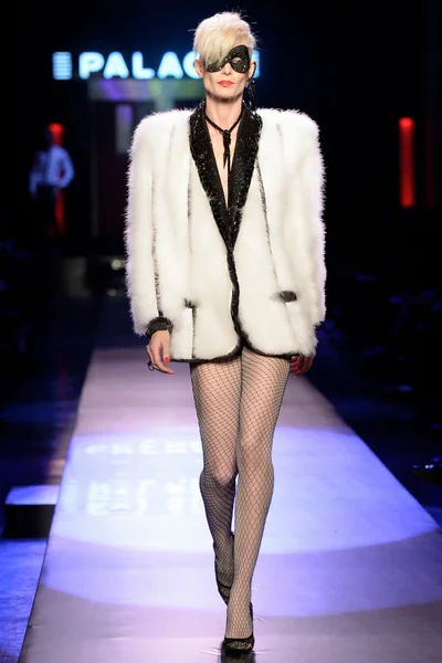 Look 62